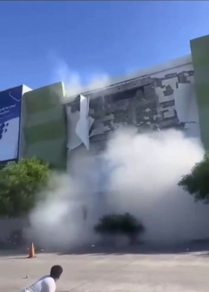 Un derrumbe producido por el sismo en Filipinas