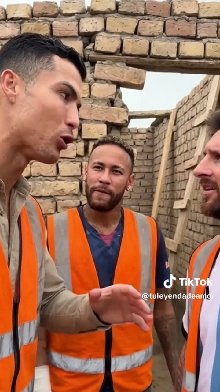 Video viral de Lionel Messi como albañil