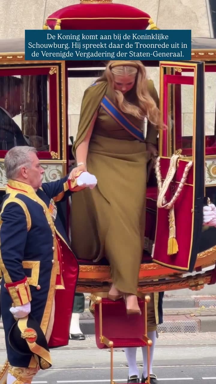El percance de la reina Máxima y su hija Amalia en el Día del Príncipe (Video: Instagram @koninklijkhuis)