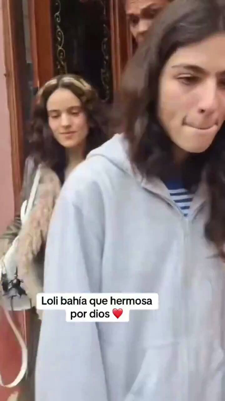 Rosalía almorzó en Palermo