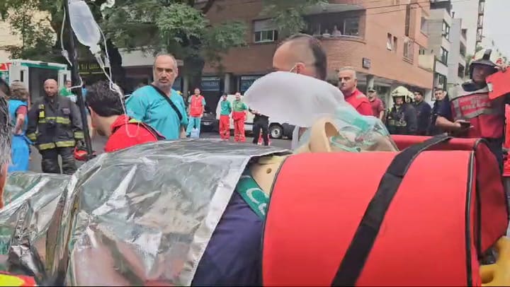 Derrumbe En Caballito Traslado De Una Persona