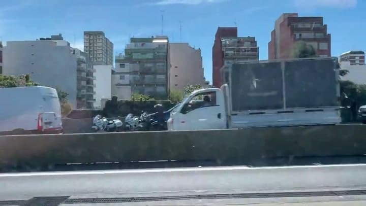 Persecución en Av. 25 de Mayo