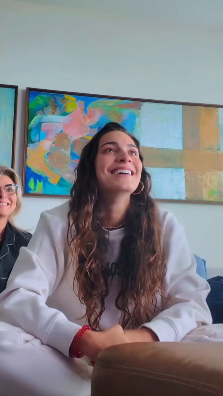 Isadora Figueroa, la hija de Chayanne, mostró el momento en el que fue nominada a los Latin Grammy y se emocionó con sus padres