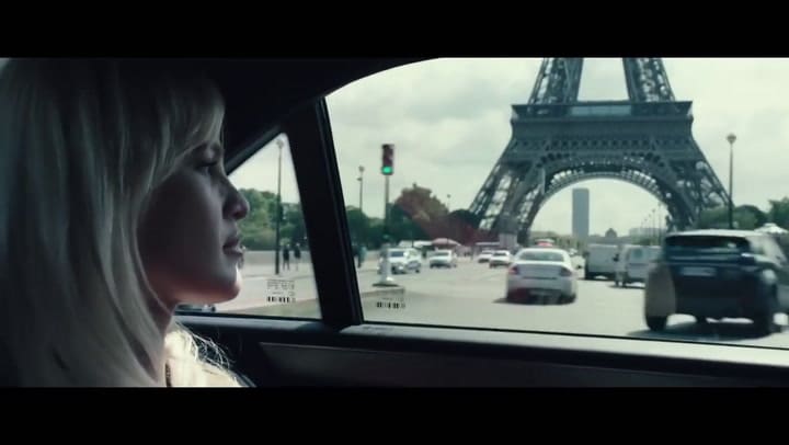 Sei mai stata sulla luna', con Liz Solari - Trailer