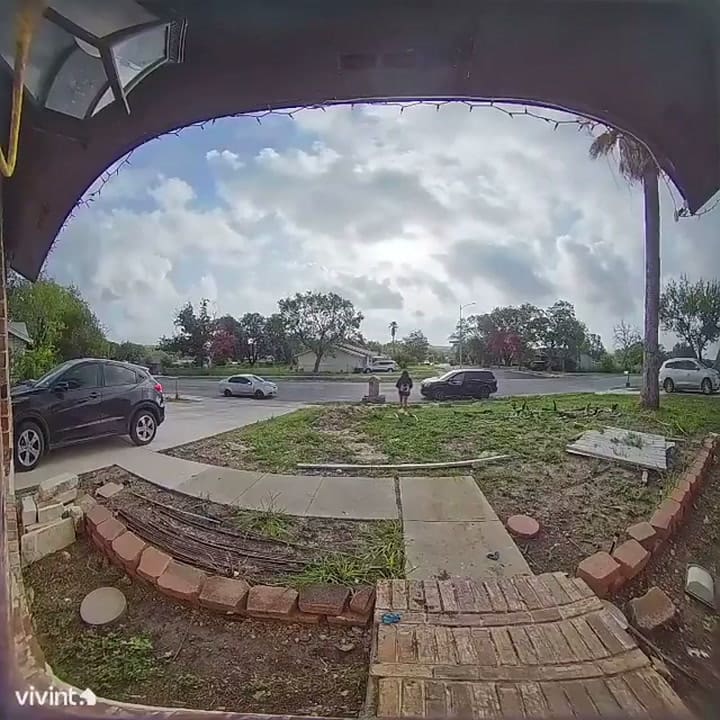 El video de la detención de una niña de nueve años en Texas