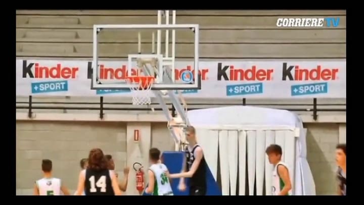 Las mejores jugadas de Robert Bobroczkyi