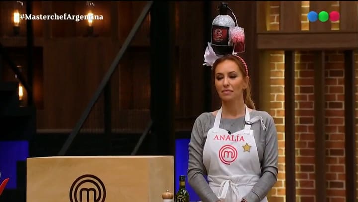 MasterChef Celebrity. Leticia Siciliani y Sofía Pachano imitaron a Patricia Sosa - Fuente: Telefe