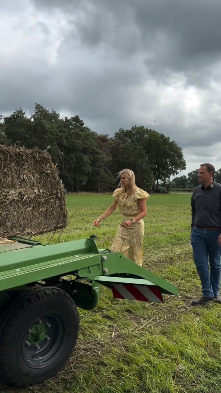 Máxima Zorreguieta a bordo de un tractor