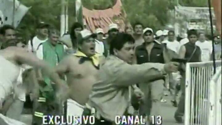 Emilio Madonna Quiroz dispara en la Quinta 17 de Octubre