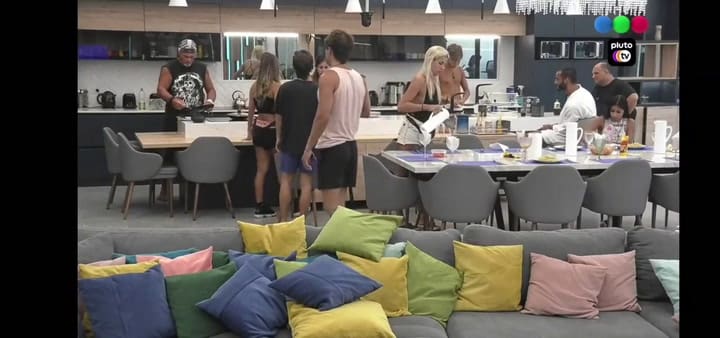 Romina se queda sin cumpleñaos