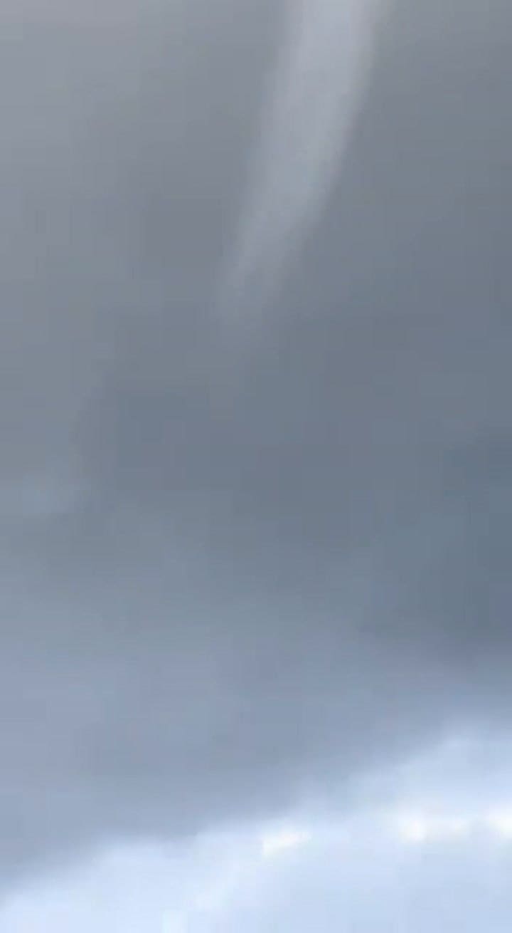 Desesperación en México: una tromba marina se convirtió en tornado