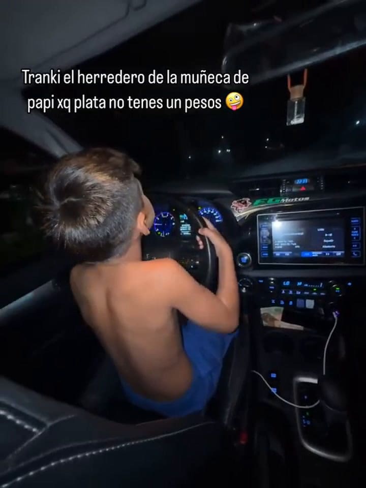 Un niño de 7 años maneja por las calles de José C Paz