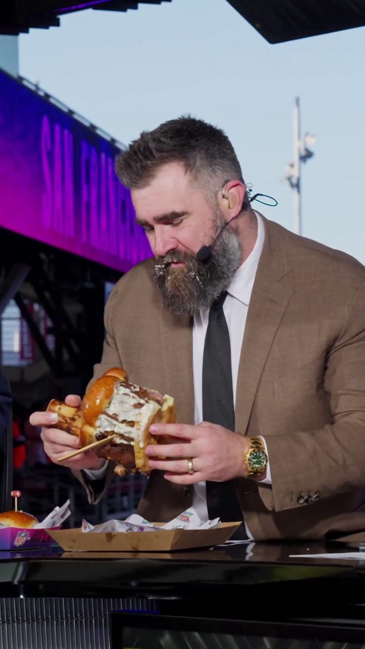 Así lucía la hamburguesa XL del Super Bowl