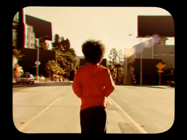 Y2meta.app-oasis - Stop Crying Your Heart Out (Official Video)