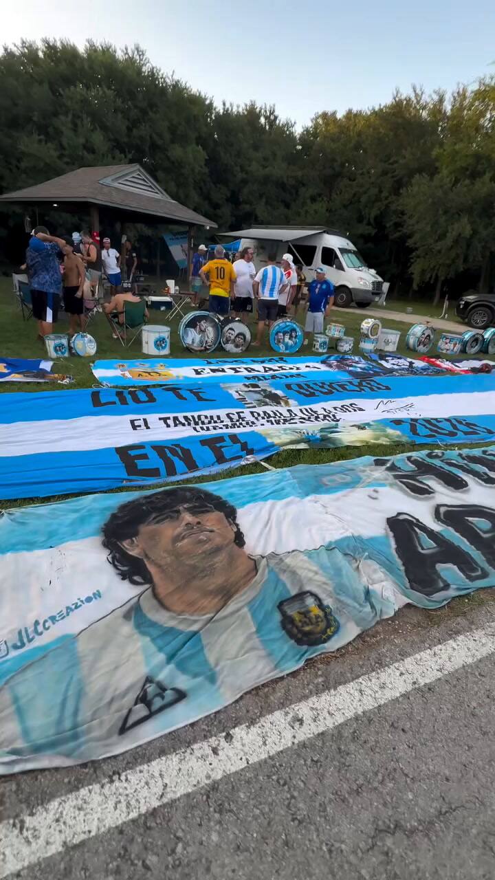 La actividad será gratuita, abierta al público y estará dirigida a simpatizantes que quieran alentar al equipo de Lionel Scaloni