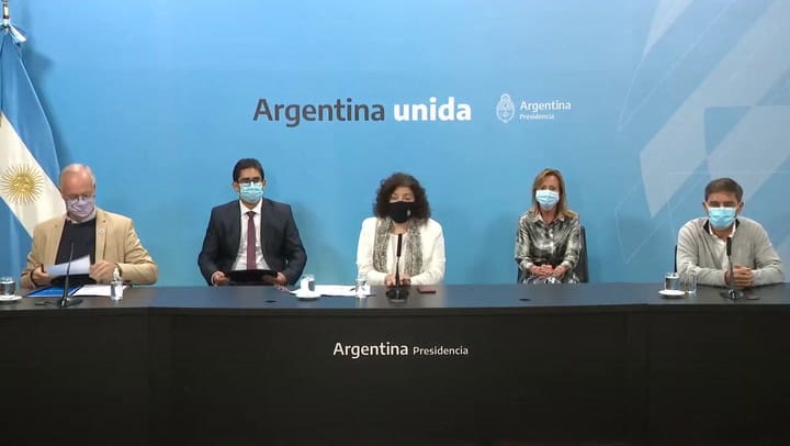 Conferencia de la ministra Vizzotti: 'Se ve una tendencia al alza de casos en todo el país'