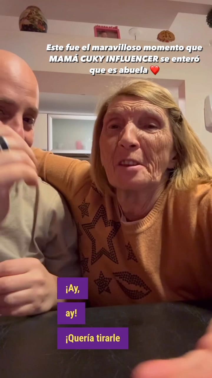 José María Muscari dándole la noticia de su paternidad a su mamá