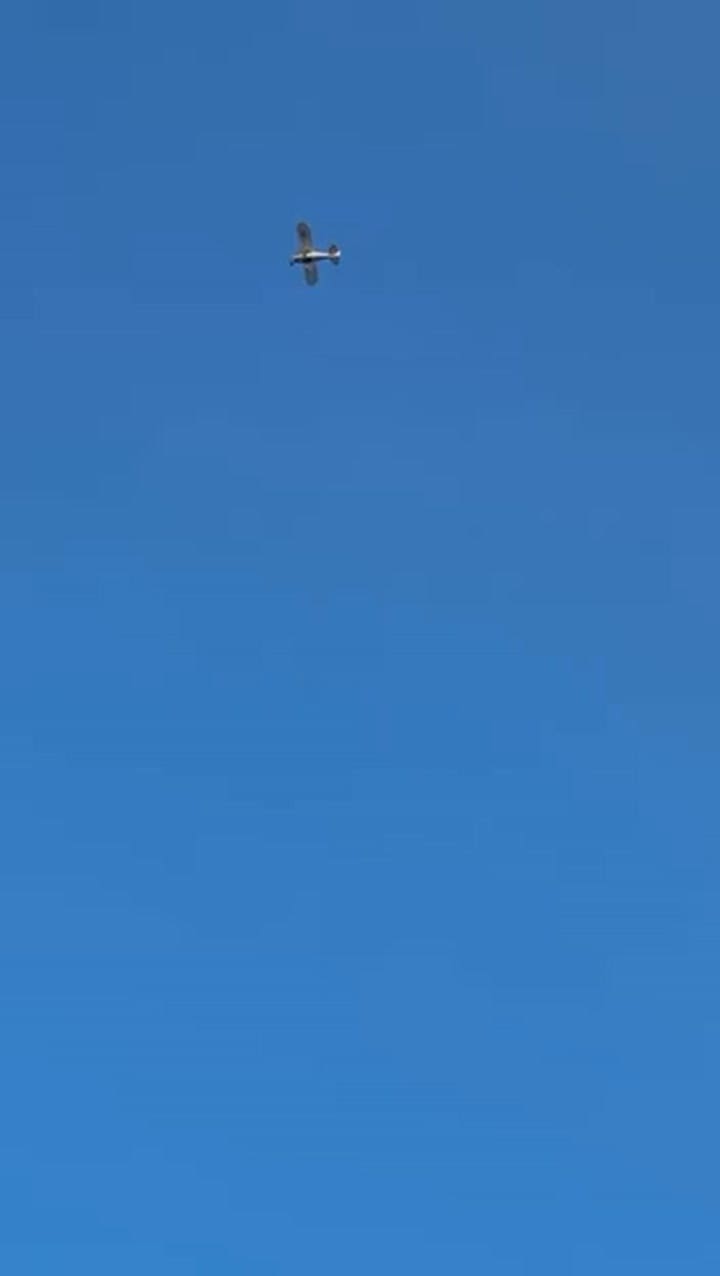 Avión Altavoz