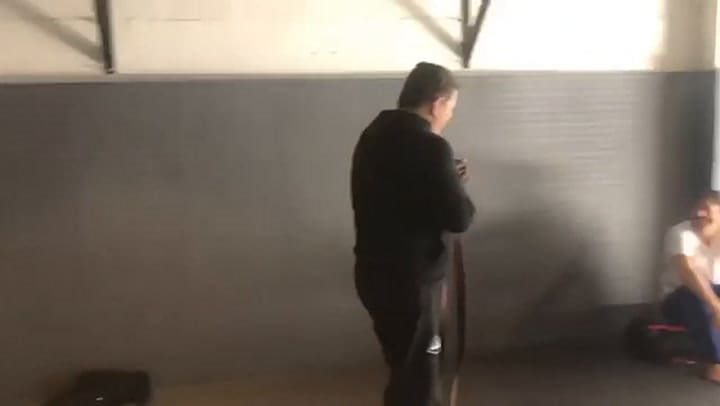 Ashton Kutcher practica Jiujitsu brasilero y consiguió su cinturón marrón