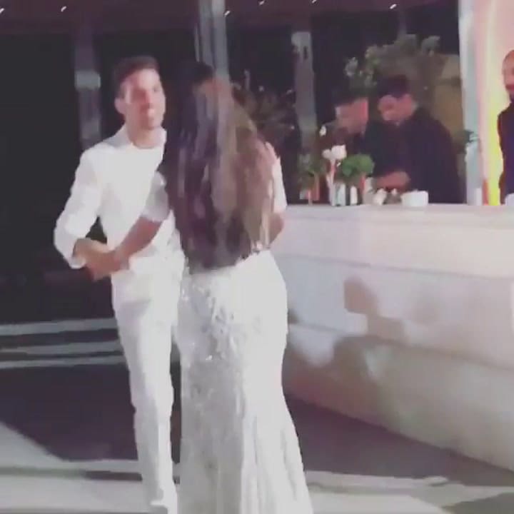 Daniella Semaan y Cesc Fábregas, en su casamiento - Fuente: Instagram