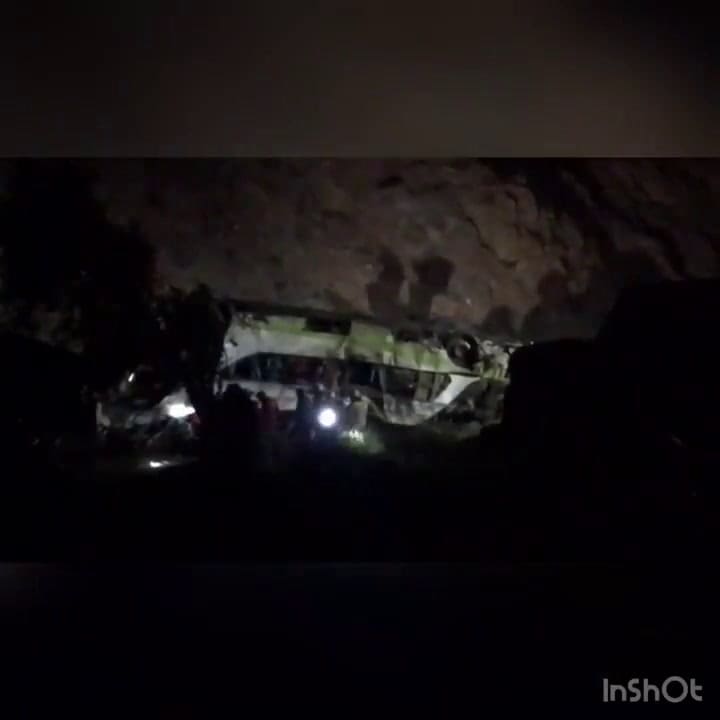Equipos de emergencia trabajan en el kilómetro 3 de la Ruta B - Fuente: Twitter