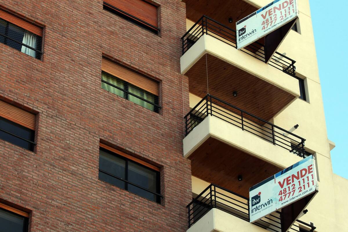 Hubo 2027 escrituras contra 4509 de un año atrás; el monto total fue de $10.356 millones, un 20,1% menos que en enero de 2018; fuerte baja de las hipotecas