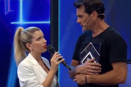 Hubo distancia entre Laurita Fernández y Hernán Drago este martes en Bienvenidos a bordo (eltrece) (Crédito: Captura de video eltrece)
