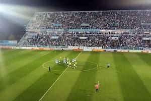 hubo exceso de público en Belgrano anoche
