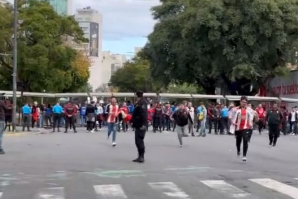 Hubo incidentes en los alrededores del Monumental en la previa del superclásico entre River y Boca