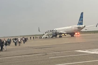 Hubo mucha preocupación en los pasajeros en momentos de incertidumbre (Foto: BBC News)