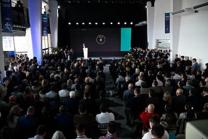 Hubo presentaciones varias en La Fluvia, además de las reuniones entre compradores y oferentes
