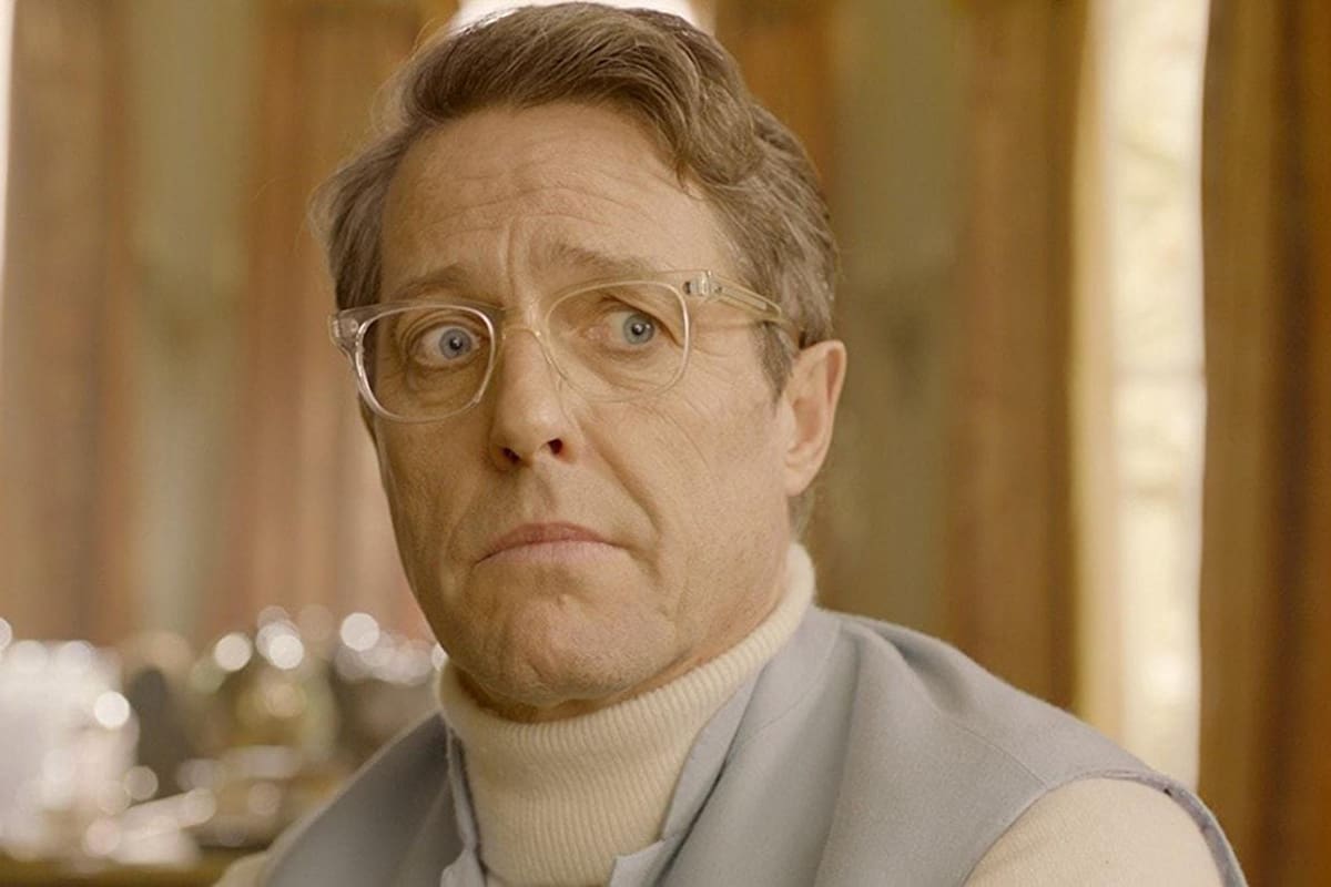 Hugh Grant en la piel del malvado de la película