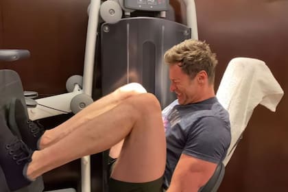 Hugh Jackman, de 54 años, realiza ejercicios de resistencia y una dieta especial para ganar volumen muscular antes de volver a encarnar a Wolverine