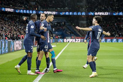 Hugo Ekitike anotó el único tanto en lo que va del partido