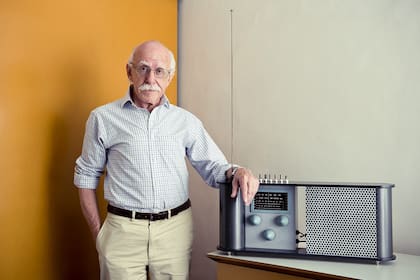 Hugo Kogan dirigía el departamento de diseño de Aurora y fue quien tuvo a su cargo la concepción del famoso Magiclick.