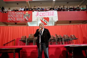 Hugo Moyano, presidente de Independiente, llevará la propuesta ante la Comisión Directiva