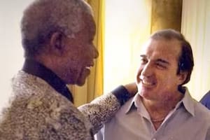 A 30 años de la asunción de Nelson Mandela, el recuerdo emocionado de Hugo Porta, testigo privilegiado