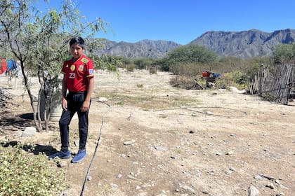 Humberto prefiere vivir en el pueblo. "En el cerro hay una sola casa y no tengo amigos", cuenta.