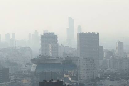 Humo en la ciudad de Buenos Aires