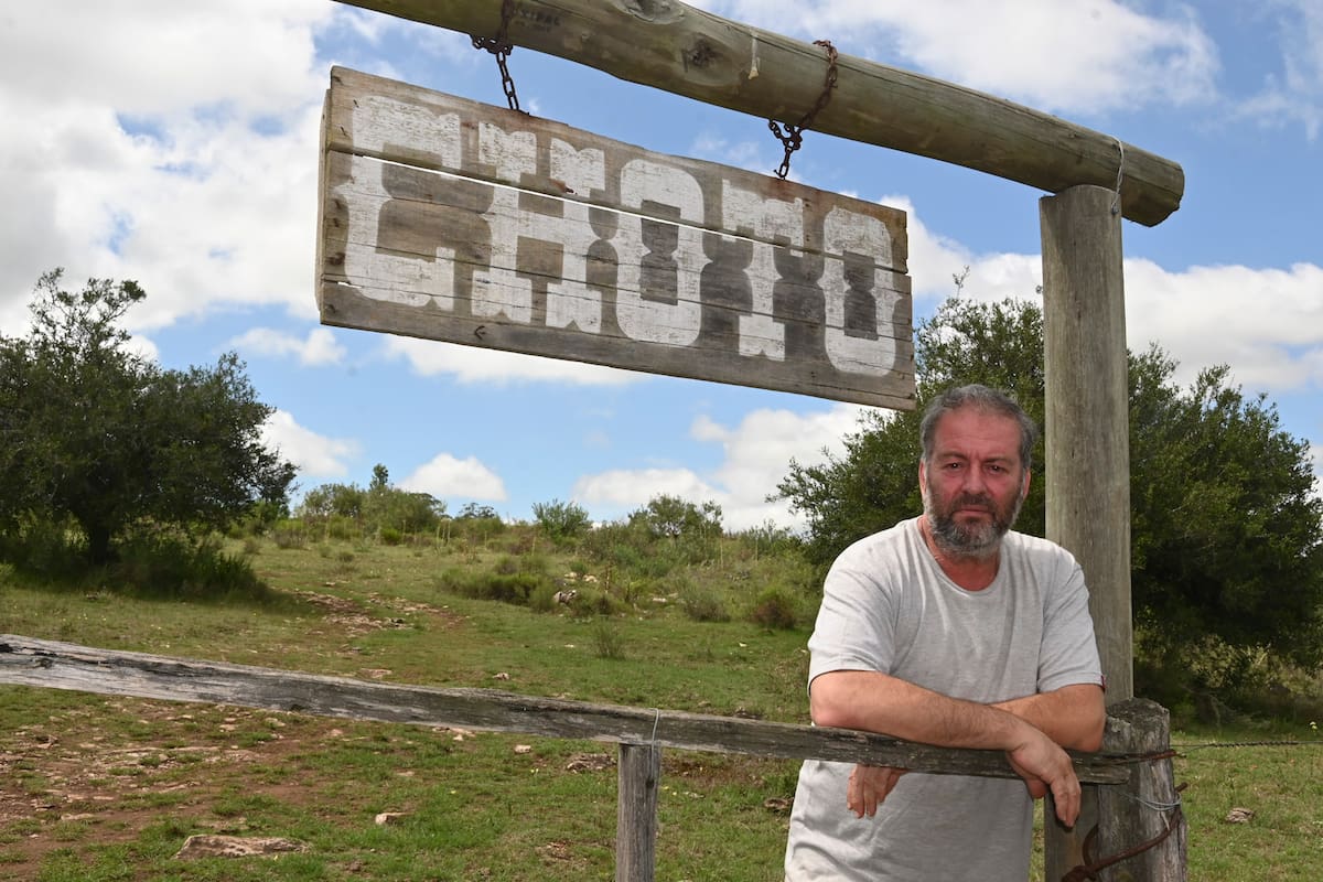 Humorista argentino, devenido en cocinero, Fabio Alberti tiene un restaurante llamado Choto, en Mataojo.
Foto Ricardo Figueredo, corresponsal Maldonado, Archivo El Pais,