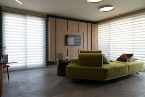 Hunter Douglas