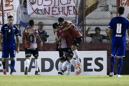 Huracán festejó ante Cruzeiro
