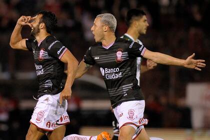 Huracán se pone en ventaja ante Banfield