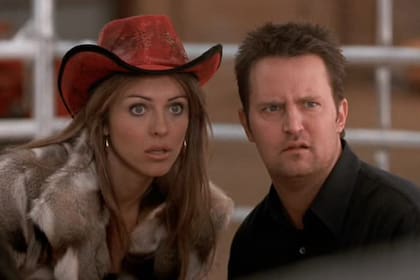 Hurley y Perry protagonizaron Infielmente casada en el año 2002.