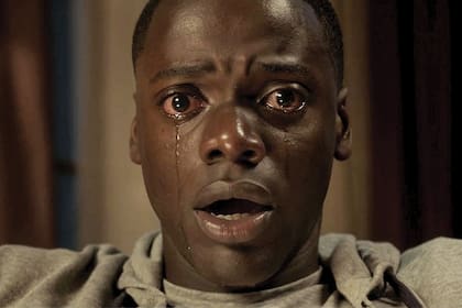 ¡Huye! subvierte el cine de terror
