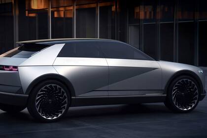 Hyundai 45 EV Concept. Un homenaje al Pony de 1974, modelo dibujado por Giugiaro