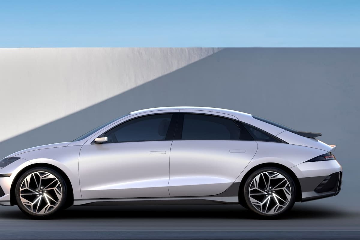 Hyundai Ionic 6