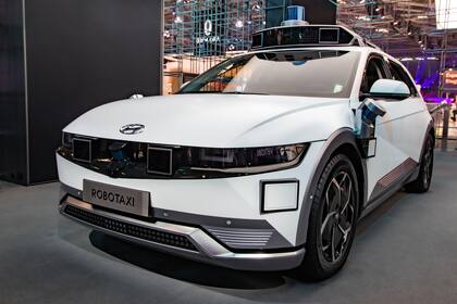 Hyundai lleva años desarrollando y probando su Ioniq 5, cuyo grado de conducción autónoma es, de momento, el más alto alcanzado por los fabricantes: nivel 5.