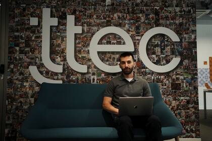 IA revolucionó los call centers, pero los humanos son mejores para algunas tareas