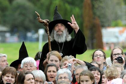 Ian Brackenbury Channell, el mago oficial de Christchurch, Nueva Zelanda, en 2014